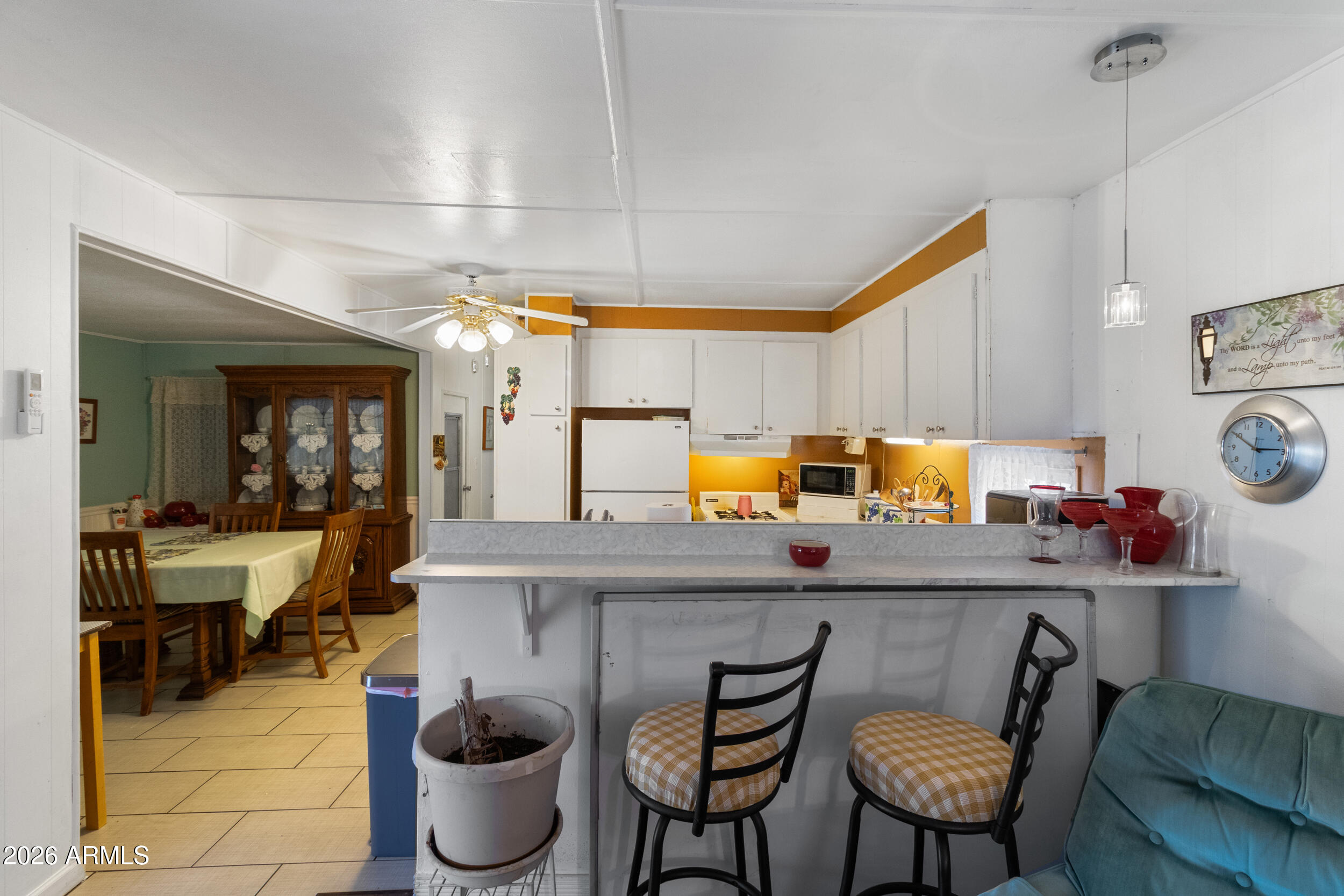 530 S ALMA SCHOOL Road 48