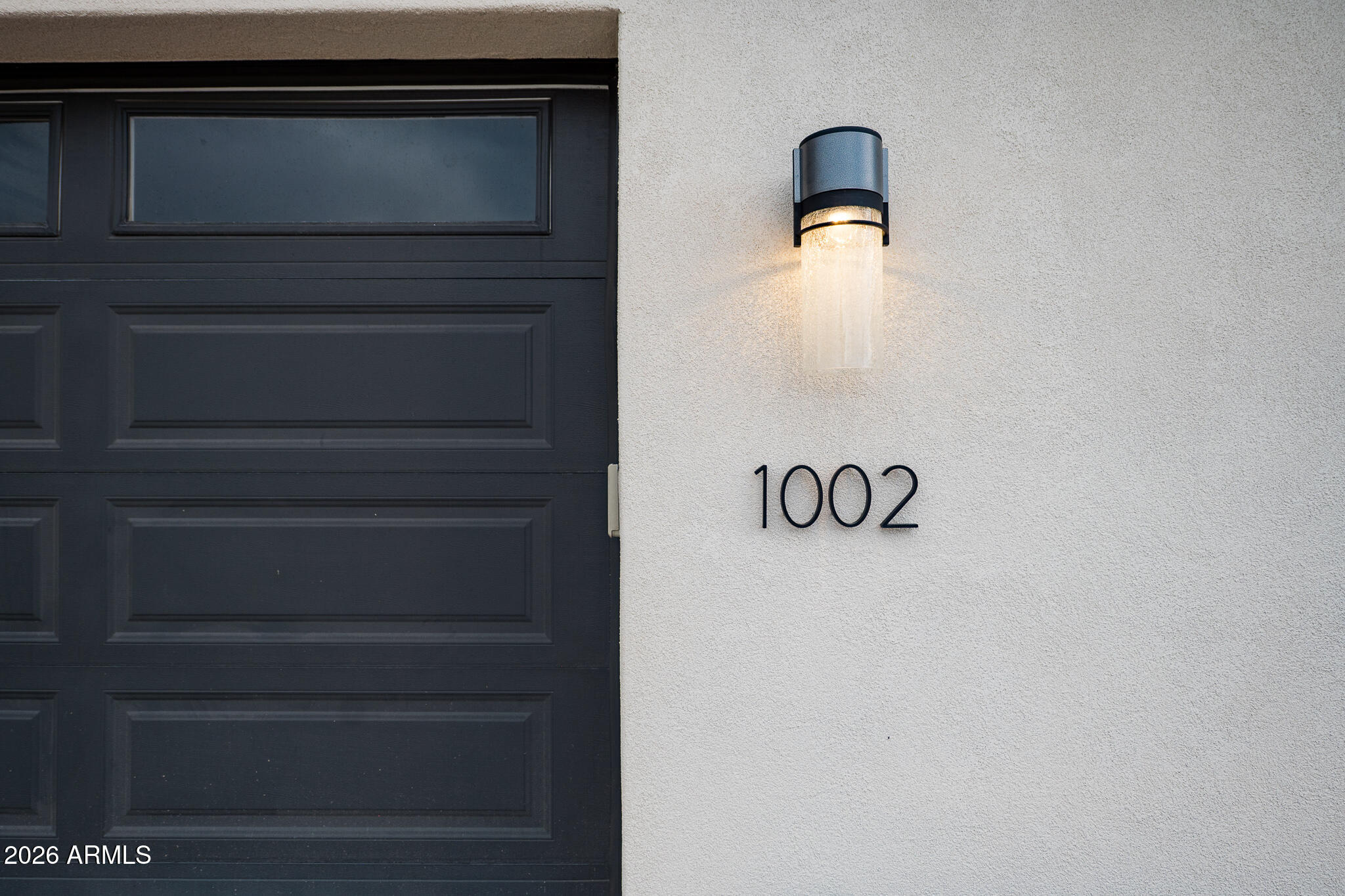 1002 E DESERT JEWEL Drive