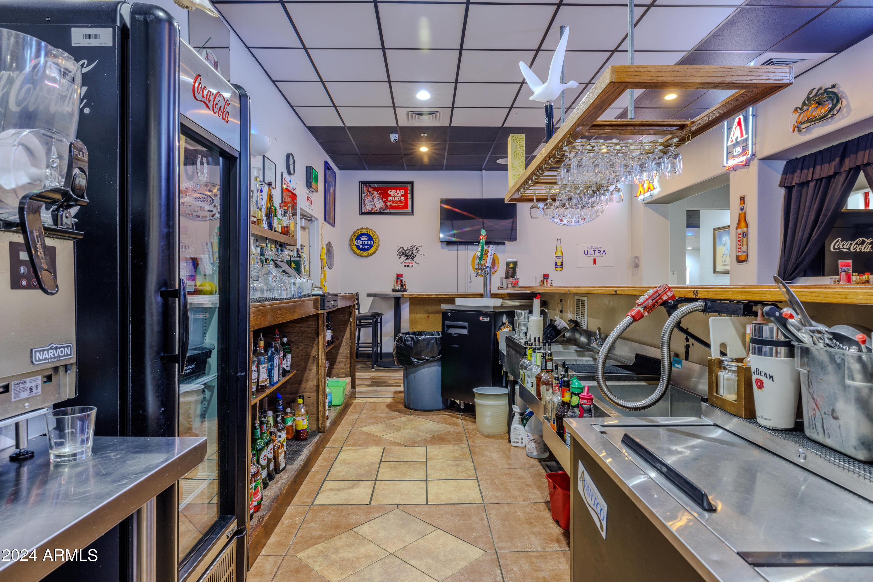 none - Commercial Sale