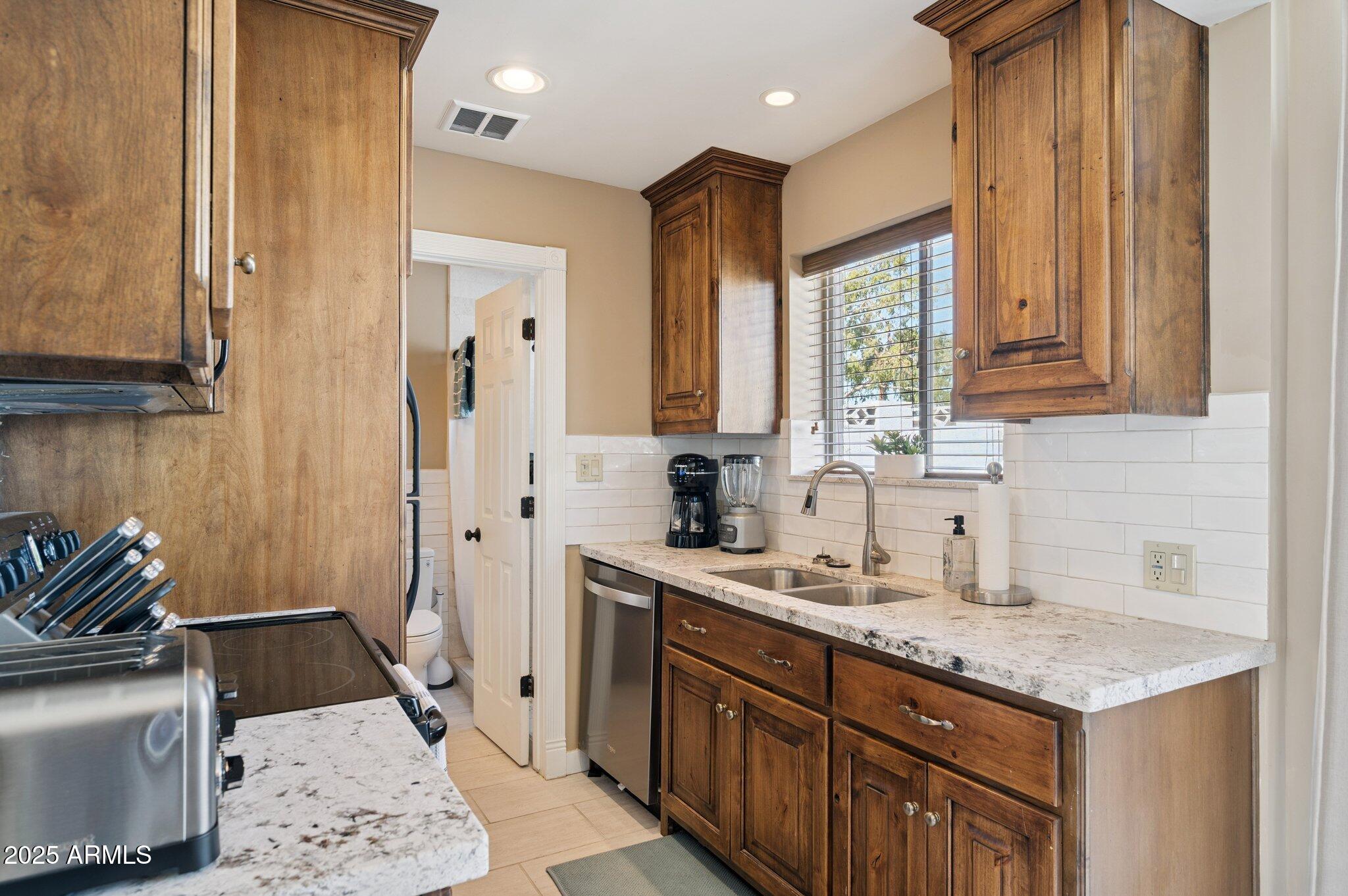 4208 N 38TH Street 2