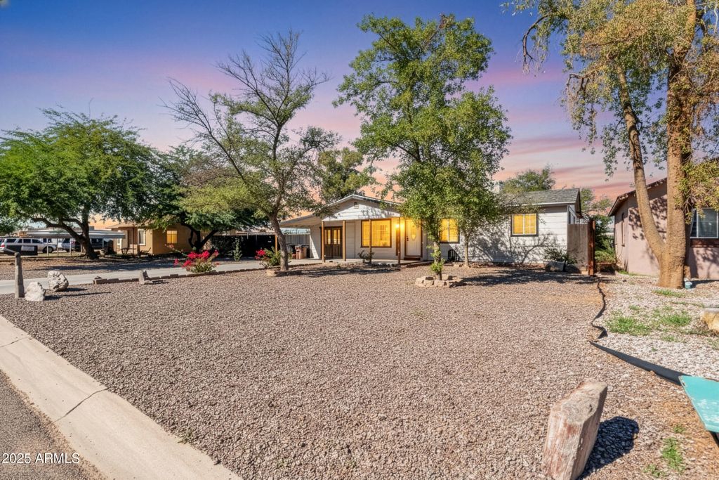 Photo of 340 W Lindbergh Avenue, Coolidge, AZ 85128 (MLS # 6937344)
