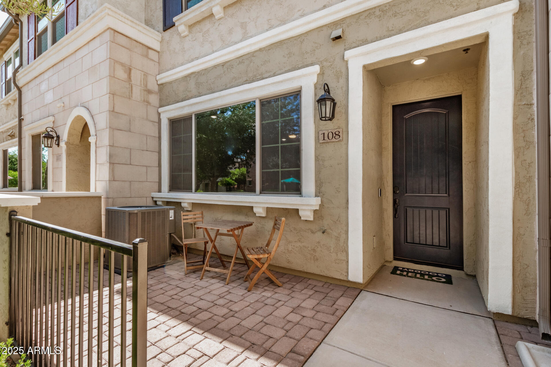 1825 E HAMPTON Lane 108