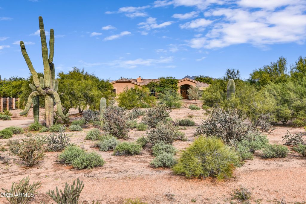 Photo of 6032 E Skinner Drive, Cave Creek, AZ 85331 (MLS # 6956299)