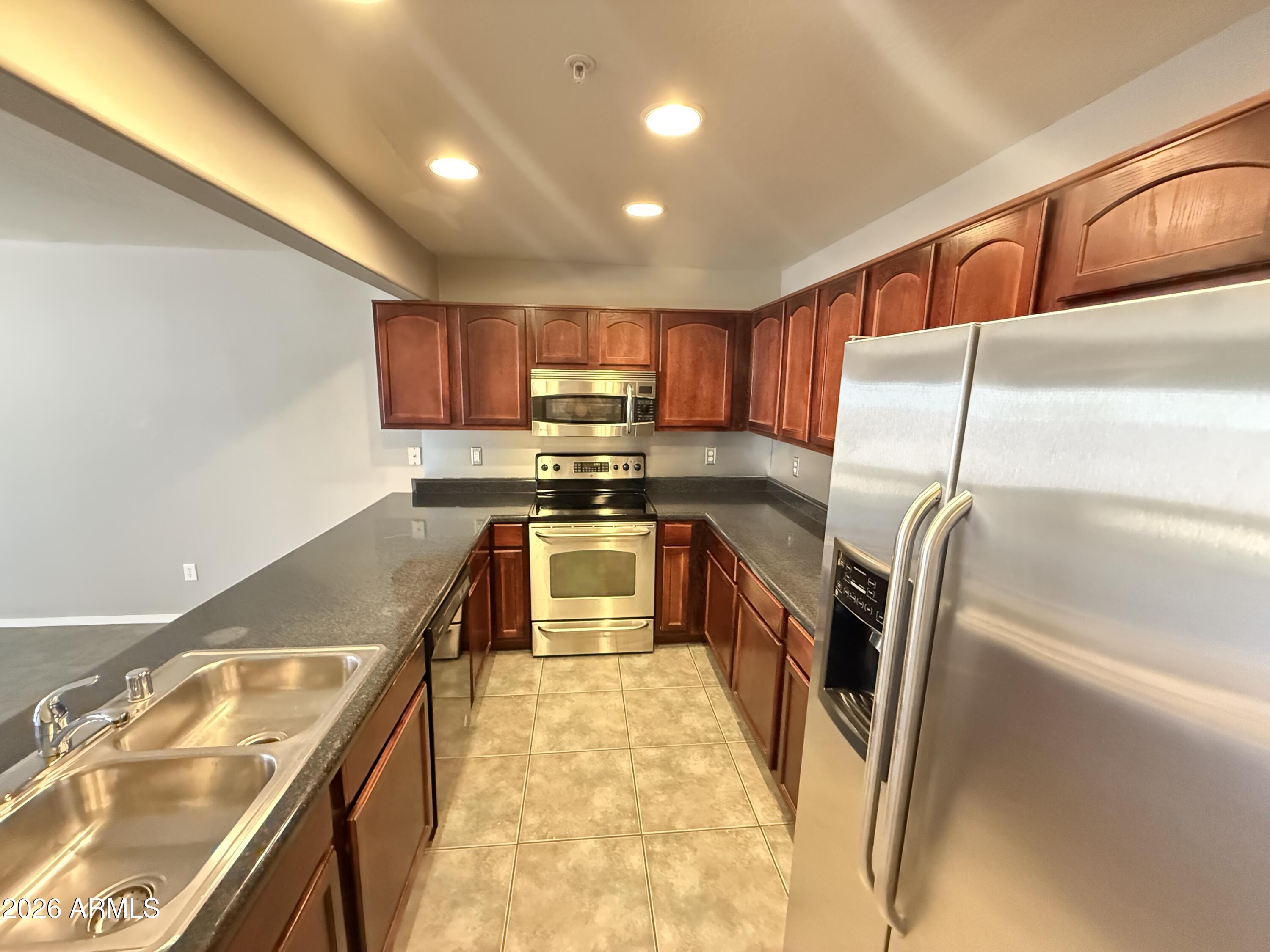 16015 N 30TH Street 123