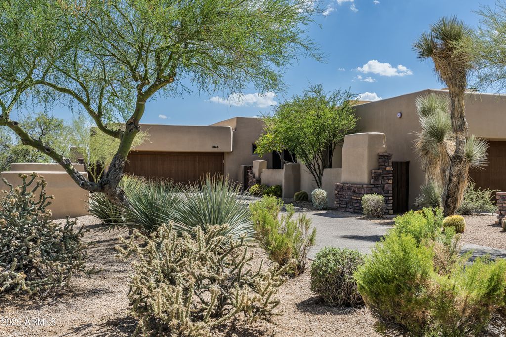 Photo of 11163 E Prospect Point Drive, Scottsdale, AZ 85262 (MLS # 6900471)