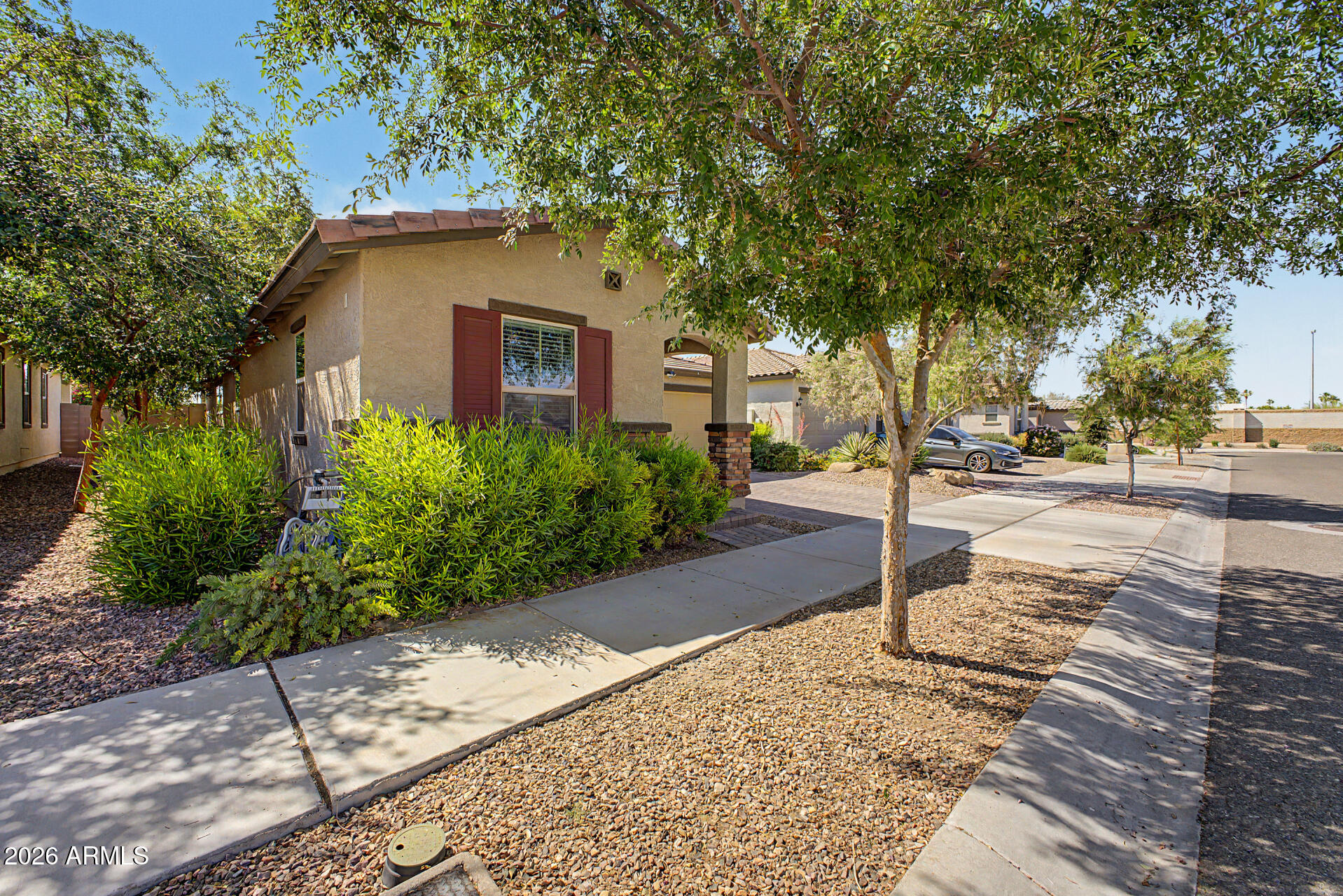 2732 N 154TH Drive