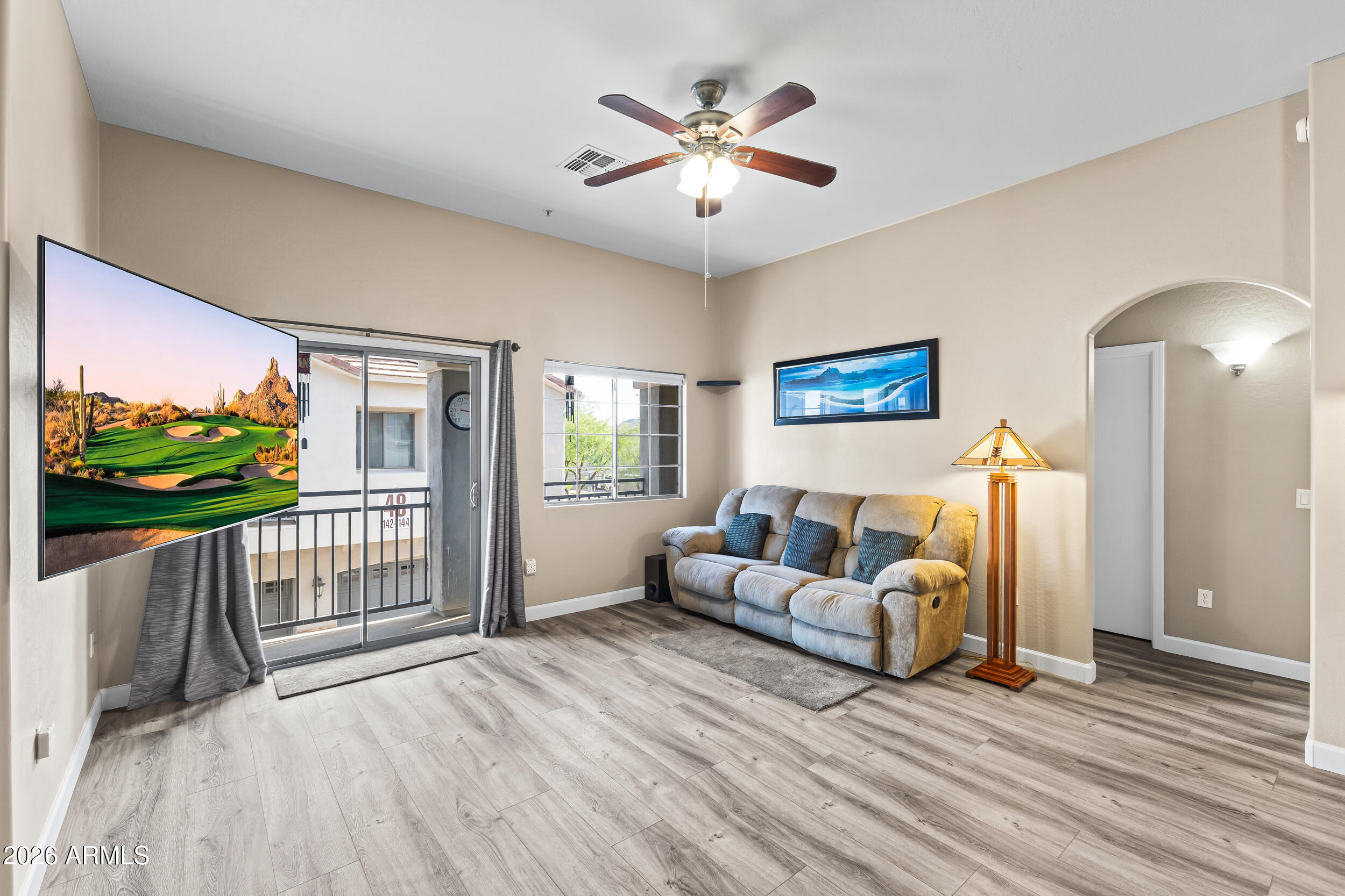 2150 E BELL Road 1140