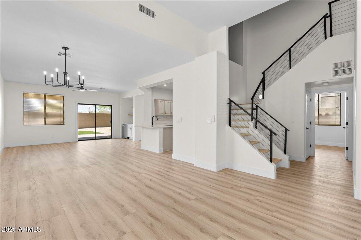 43336 N HEAVENLY Way