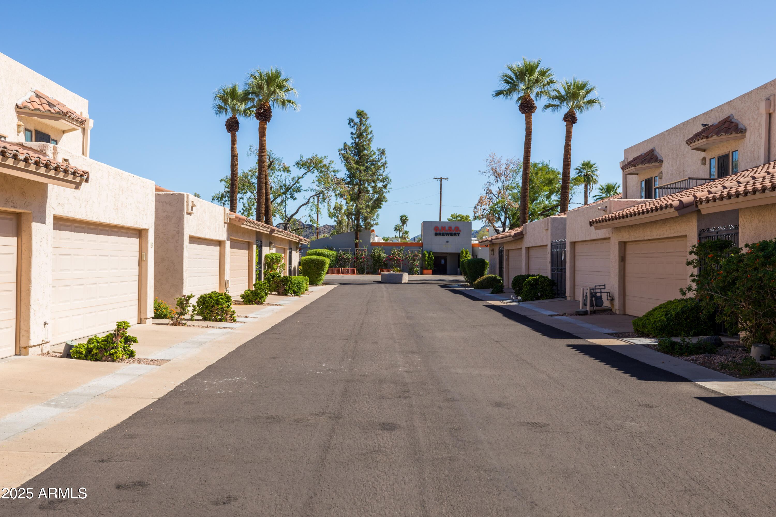 8540 N CENTRAL Avenue 5