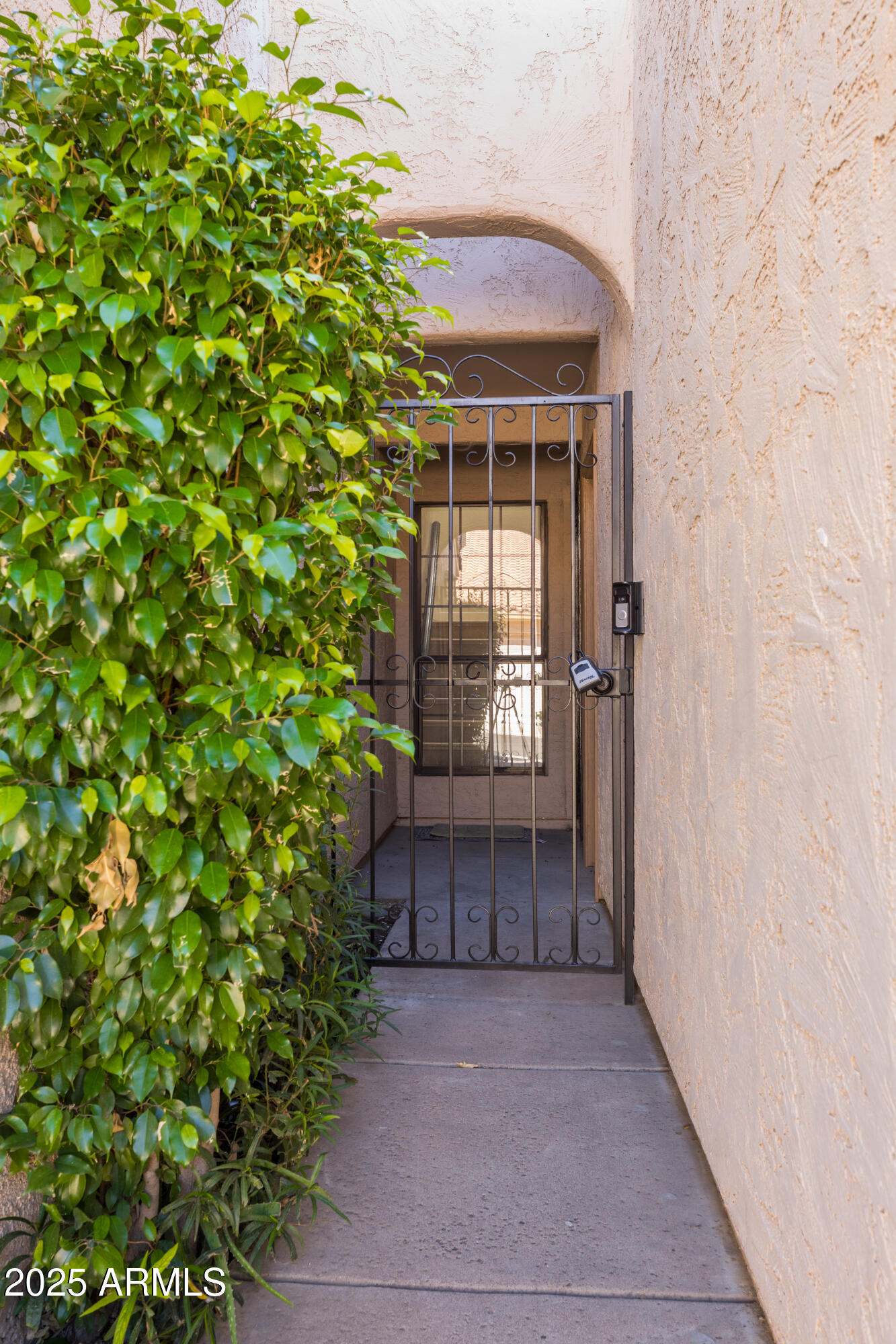 8540 N CENTRAL Avenue 5