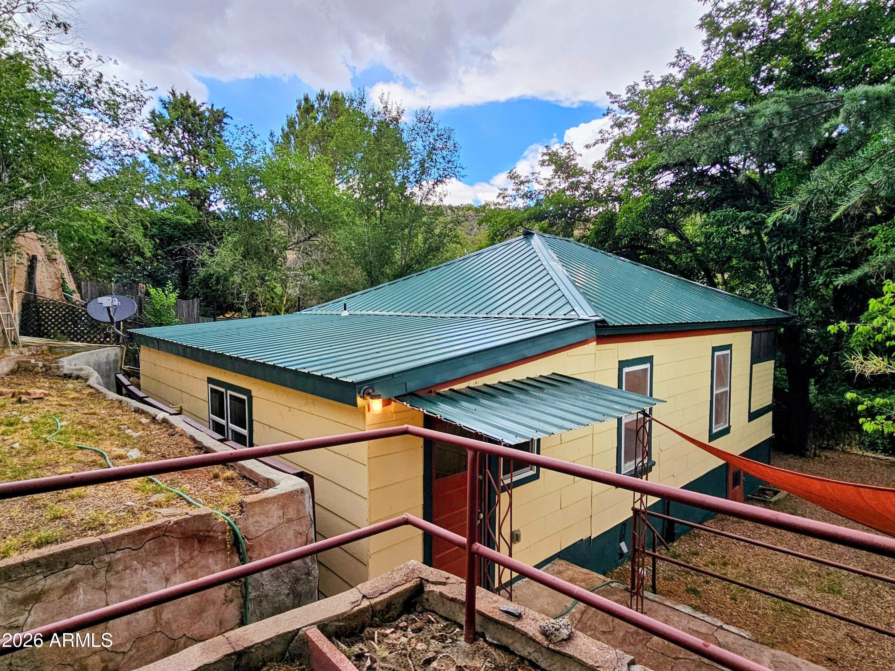 16 WOOD Canyon