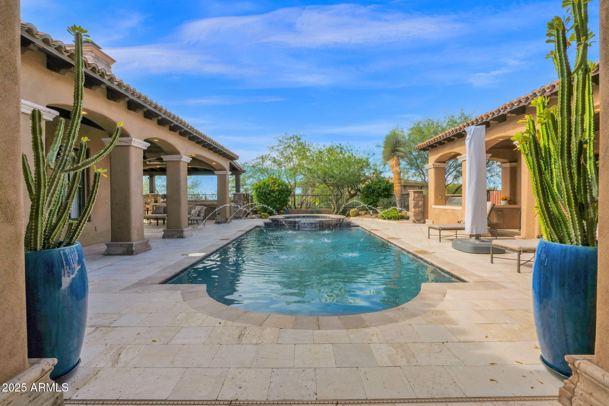 MIRABEL CLUB - Residential