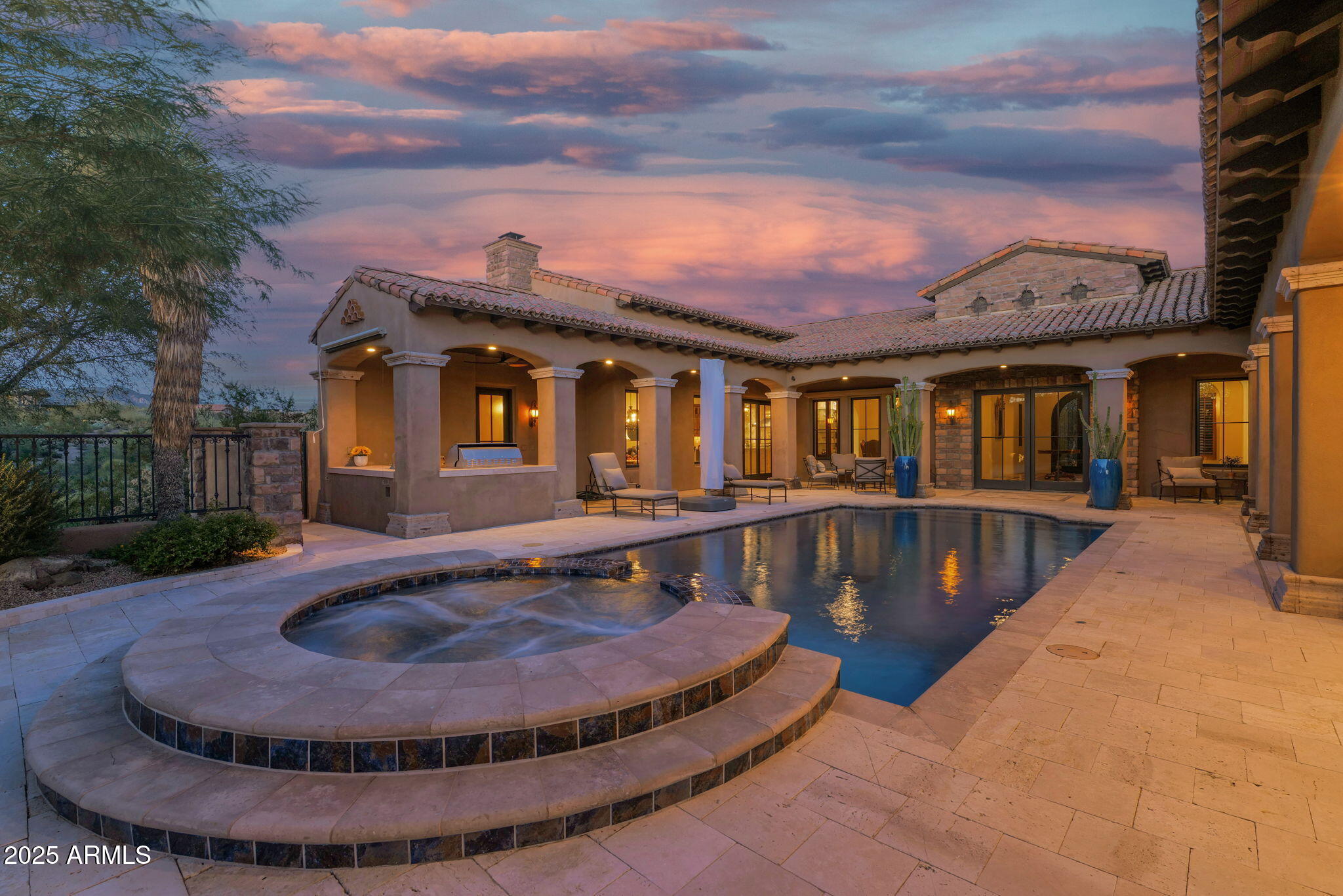 MIRABEL CLUB - Residential