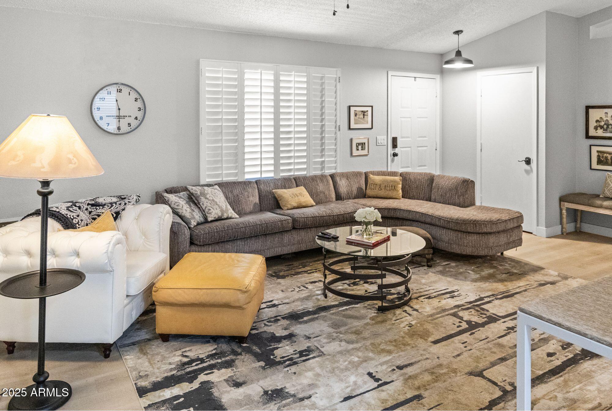 2363 LEISURE WORLD --