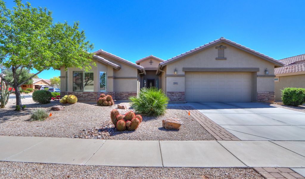 Photo of 112 S Birdie Way, Casa Grande, AZ 85194 (MLS # 7002819)