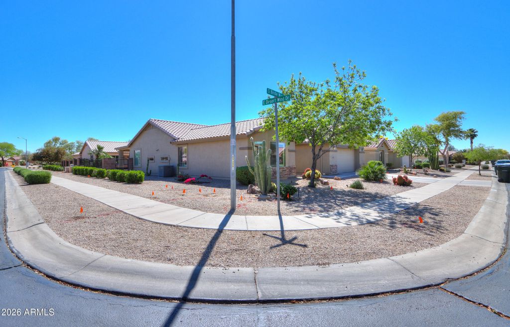 Photo of 112 S Birdie Way, Casa Grande, AZ 85194 (MLS # 7002819)