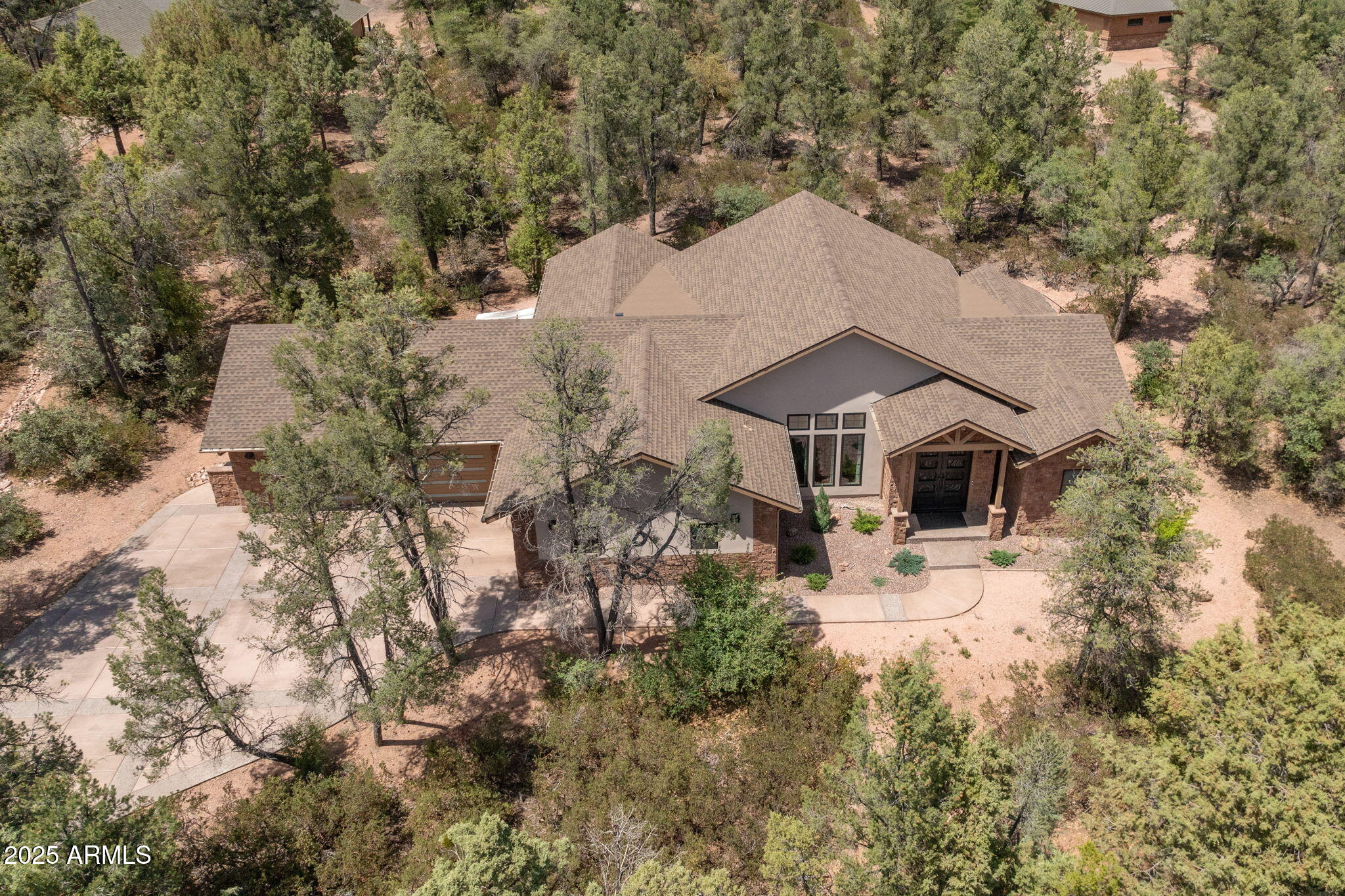 1002 W ROCK SPRINGS Circle