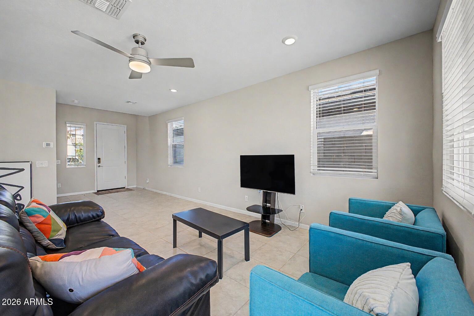 17381 W DALEY Lane W