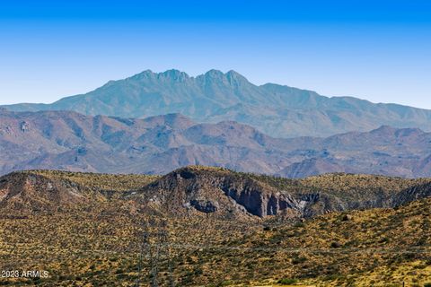 A home in Cave Creek