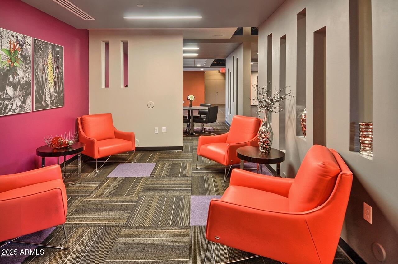 535 W THOMAS Road 210