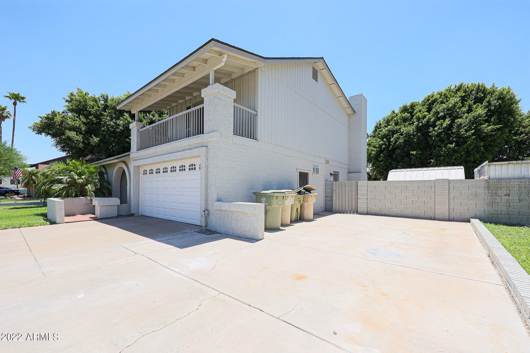 6207 W RIVIERA Drive