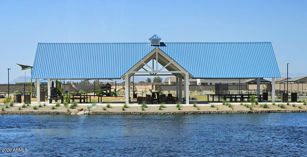 2304 E GALLOPING HORSE Drive