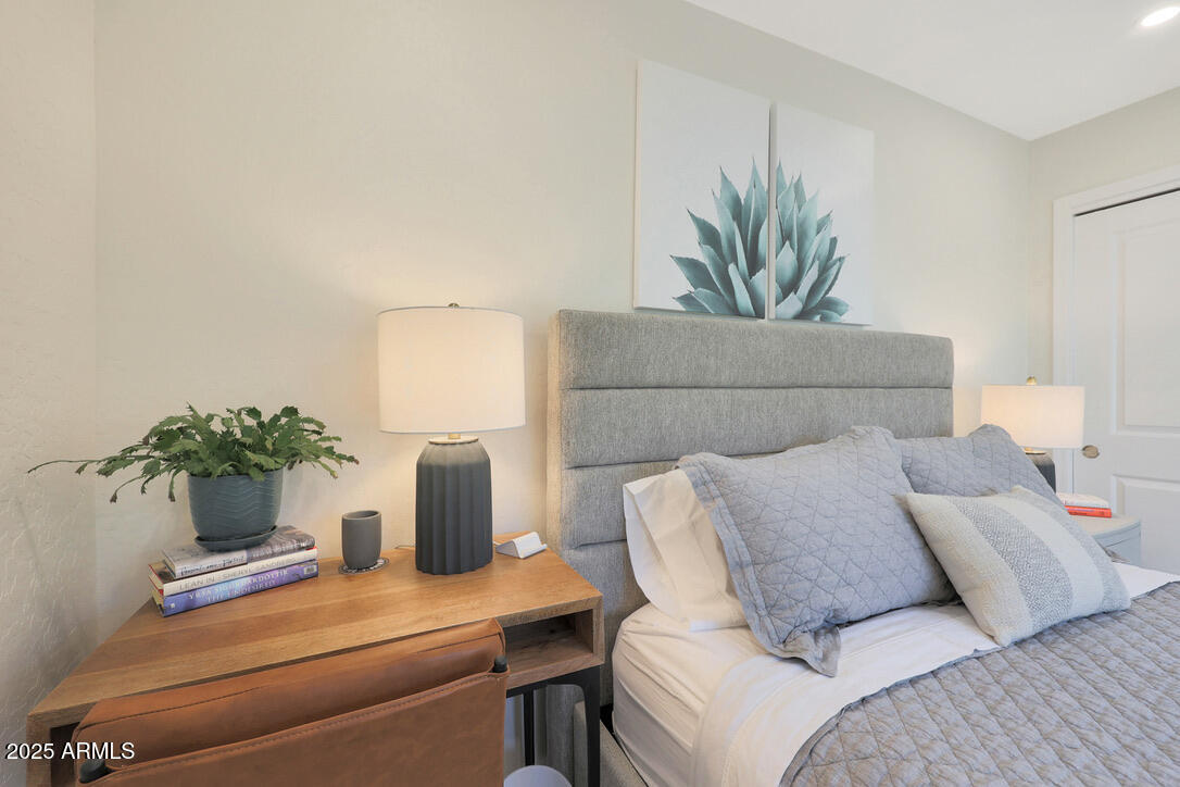 Scottsdale, Arizona 85250, United States, 2 Bedrooms Bedrooms, ,2 BathroomsBathrooms,Residential,Active,222098