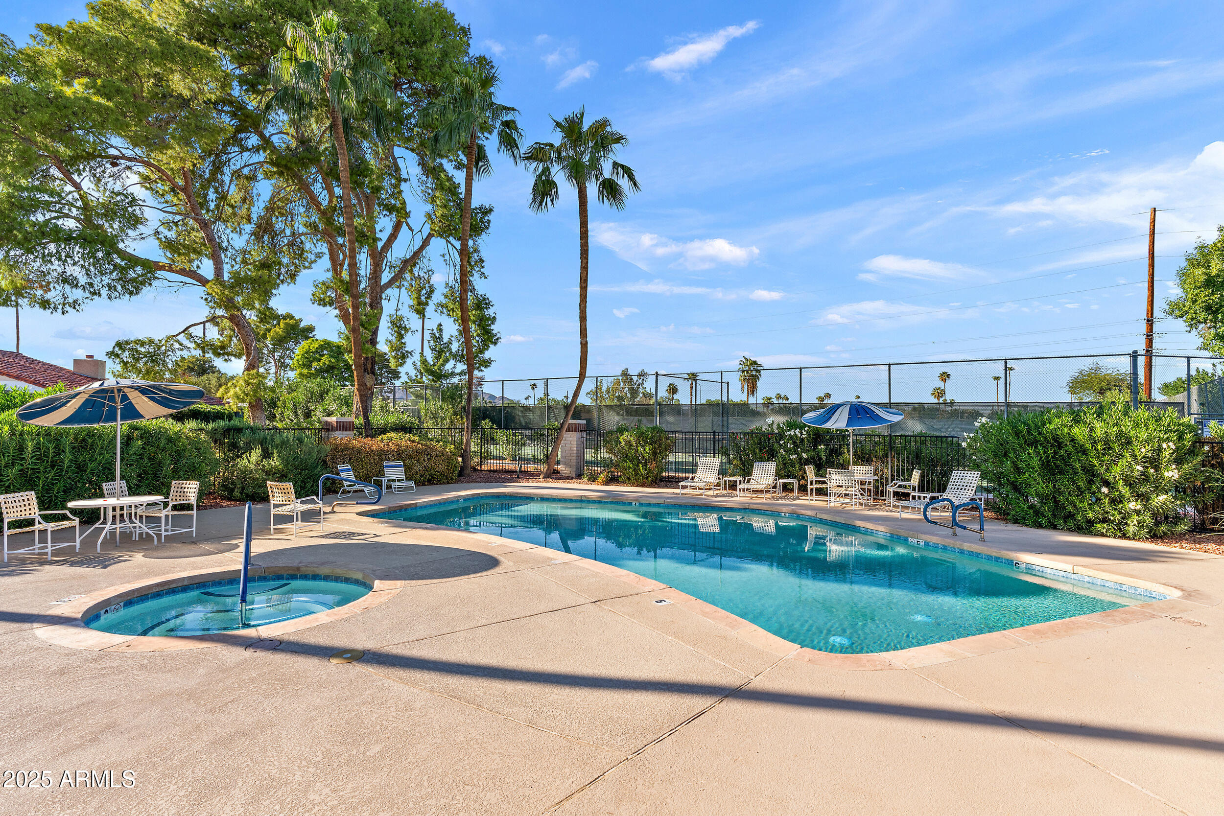 Scottsdale, Arizona 85250, United States, 2 Bedrooms Bedrooms, ,2 BathroomsBathrooms,Residential,Active,222098