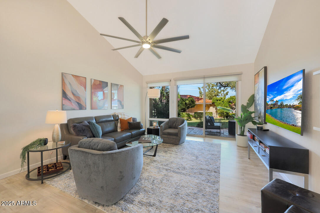 Scottsdale, Arizona 85250, United States, 2 Bedrooms Bedrooms, ,2 BathroomsBathrooms,Residential,Active,222098