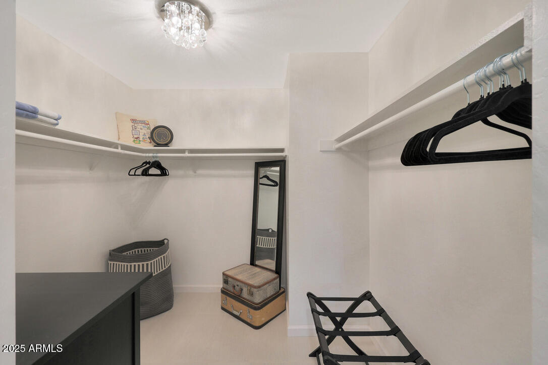 Scottsdale, Arizona 85250, United States, 2 Bedrooms Bedrooms, ,2 BathroomsBathrooms,Residential,Active,222098