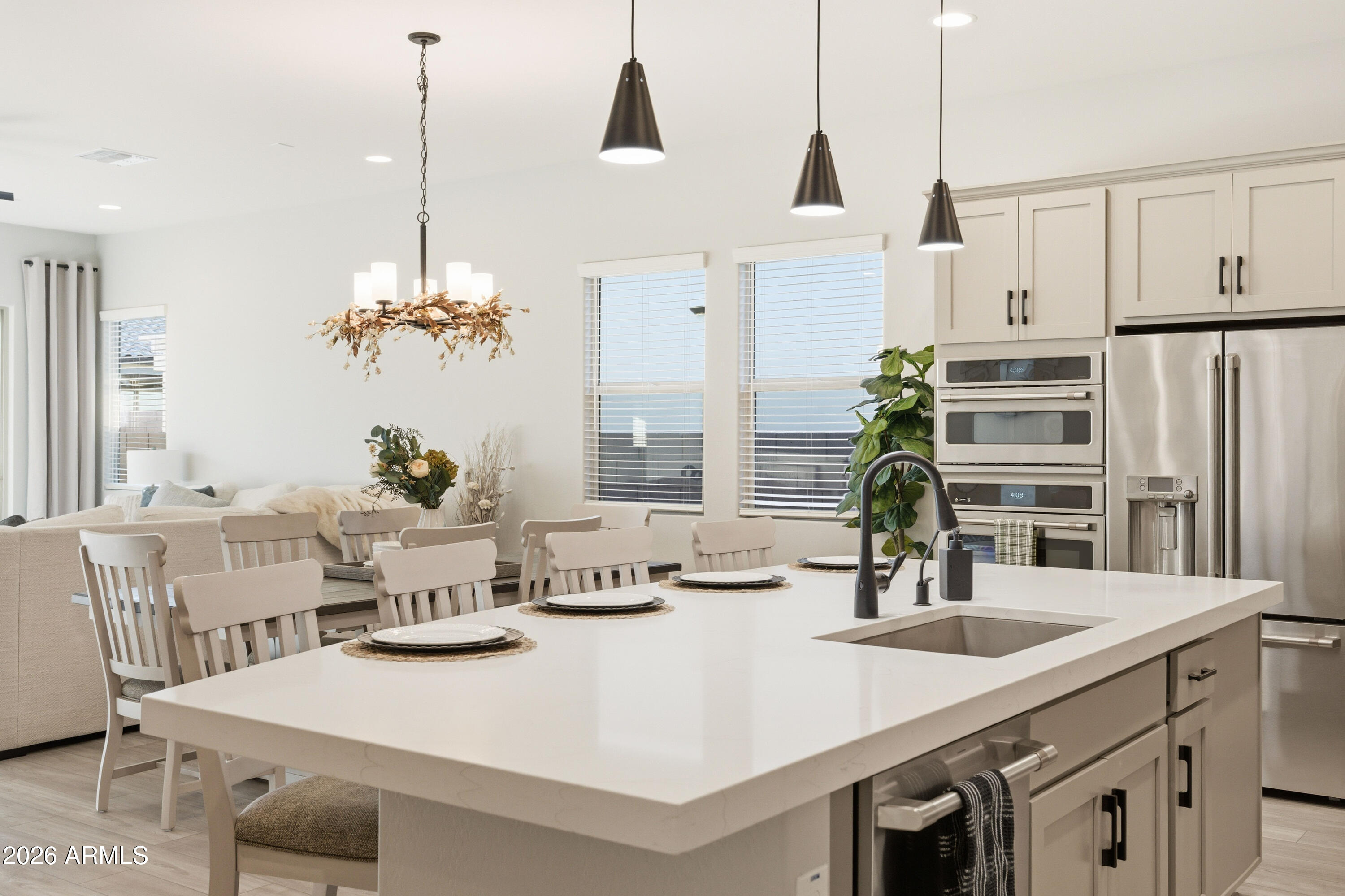 22889 E CARRIAGE Way