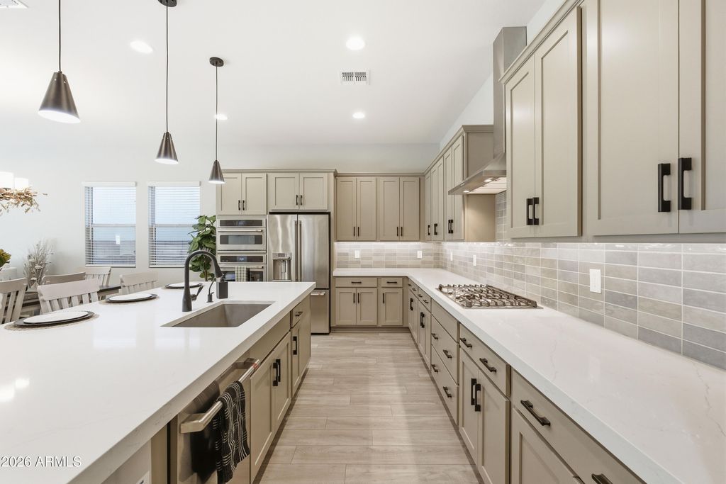 Photo of 22889 E Carriage Way, Queen Creek, AZ 85142 (MLS # 7018487)