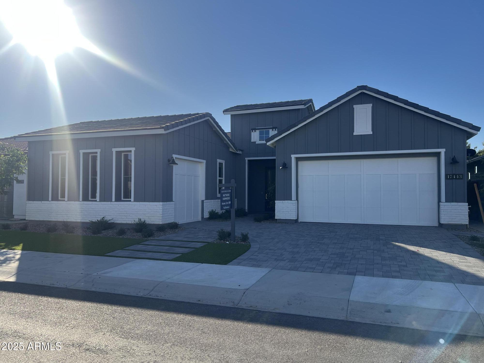 17443 W CARLISLE Drive