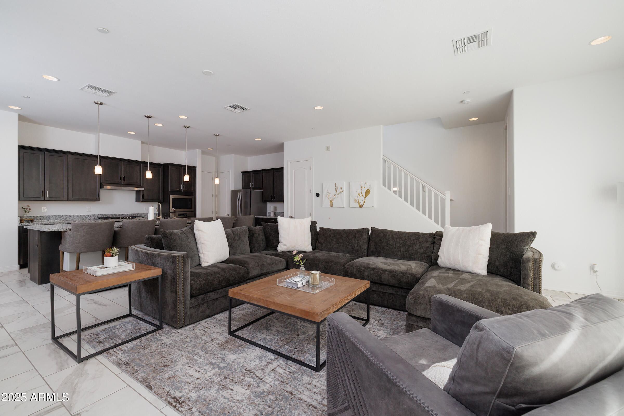 7349 E VISTA BONITA Drive