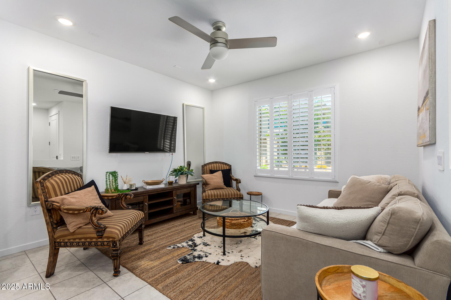 779 E DORAL Avenue 104
