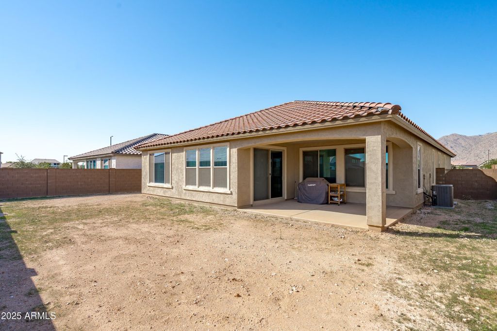 Photo of 5665 N 196th Lane, Litchfield Park, AZ 85340 (MLS # 6947797)