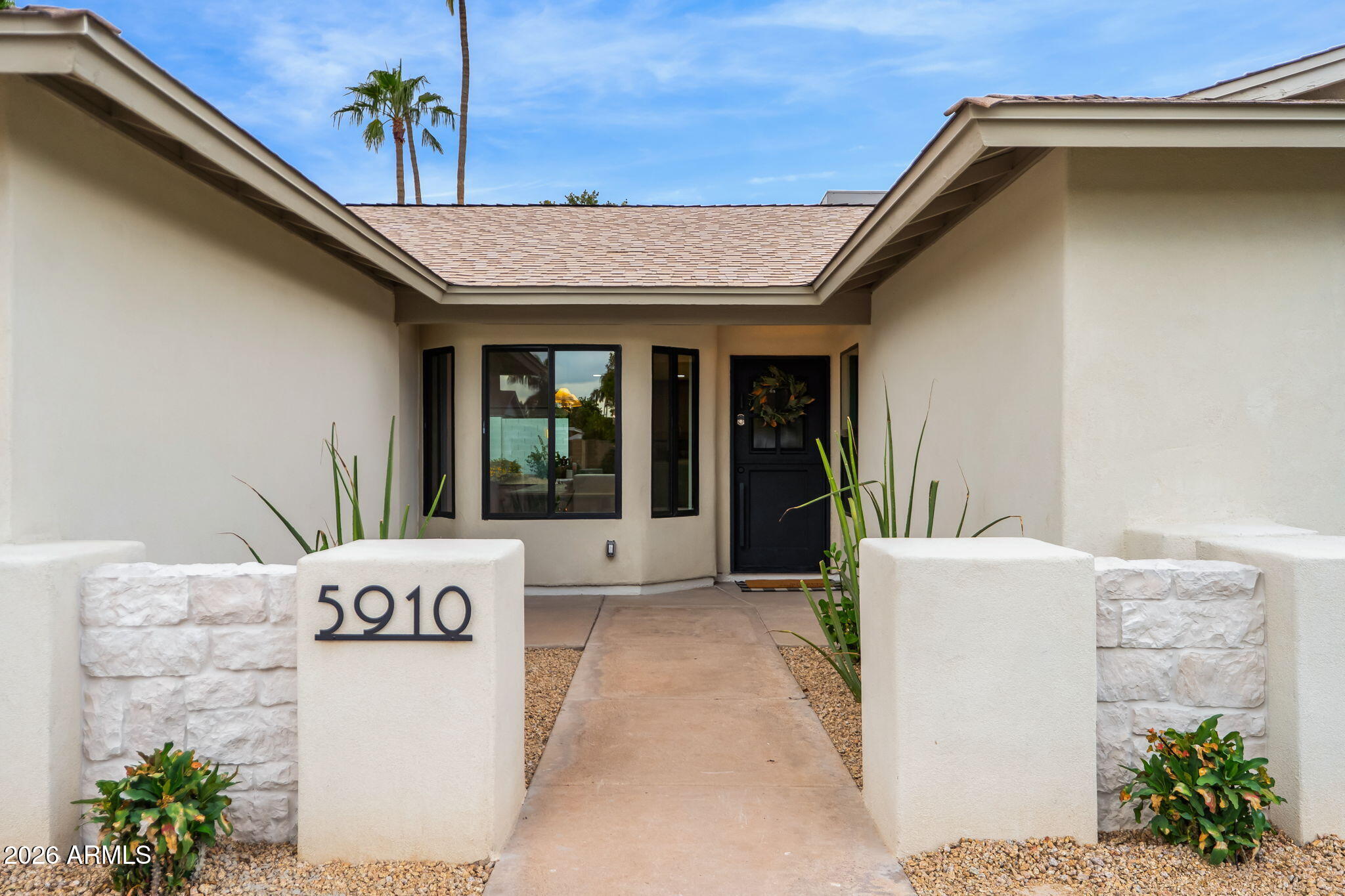 5910 E CLAIRE Drive