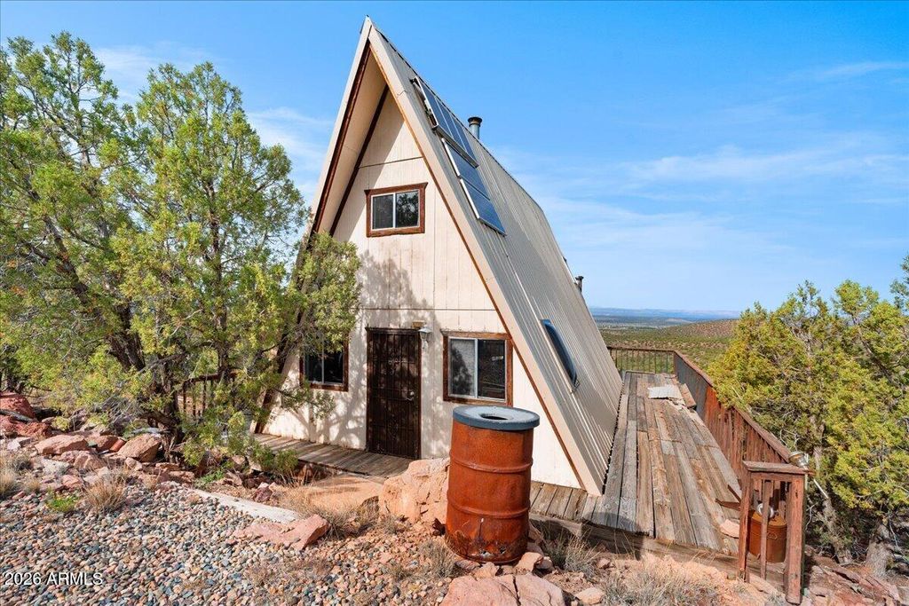 Photo of 4671 W Cedar Heights Road, Chino Valley, AZ 86323 (MLS # 7020567)