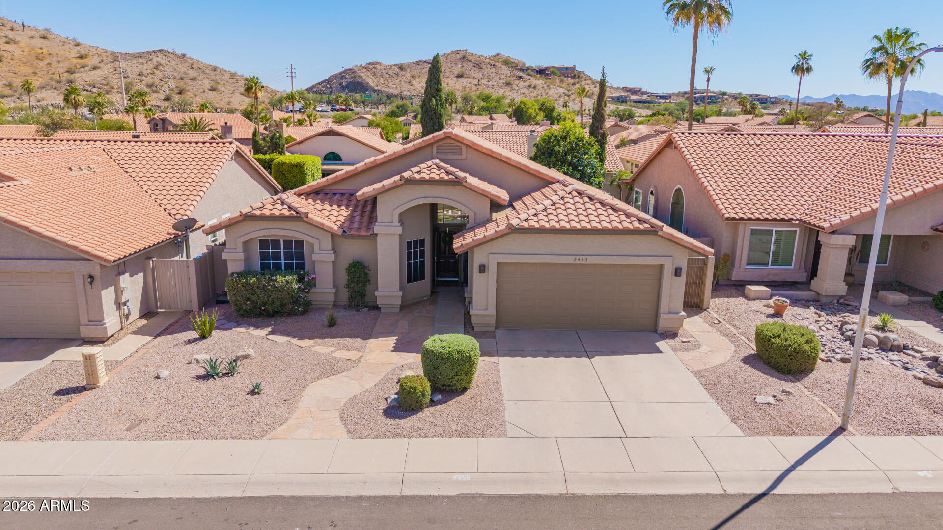 2435 E CATHEDRAL ROCK Drive