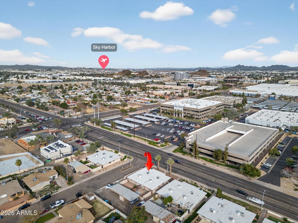 Photo of 1253 W Southern Avenue, Tempe, AZ 85282 (MLS # 6973787)