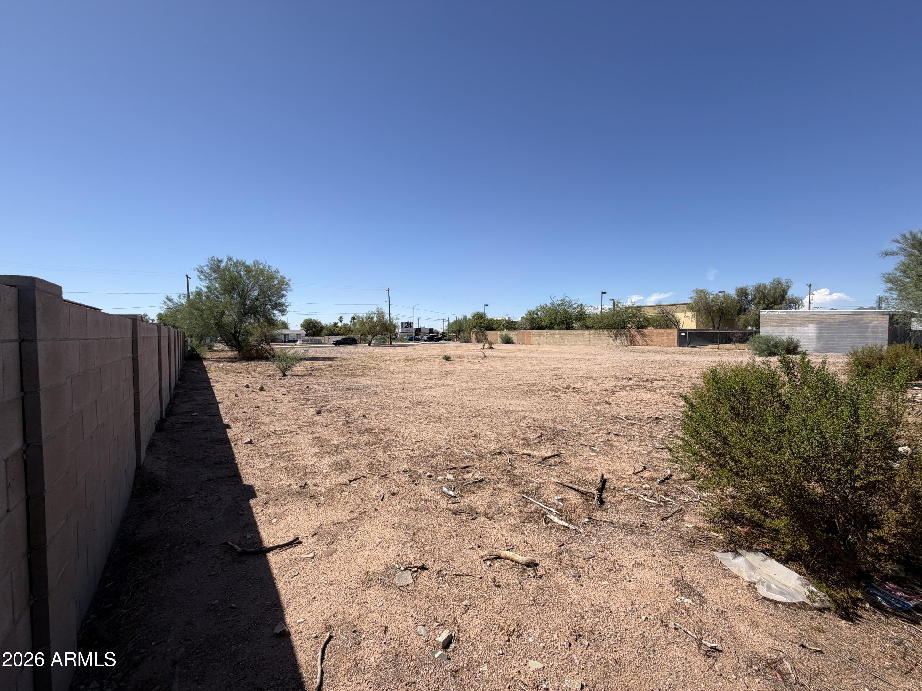2125 W APACHE Trail 4 & 6