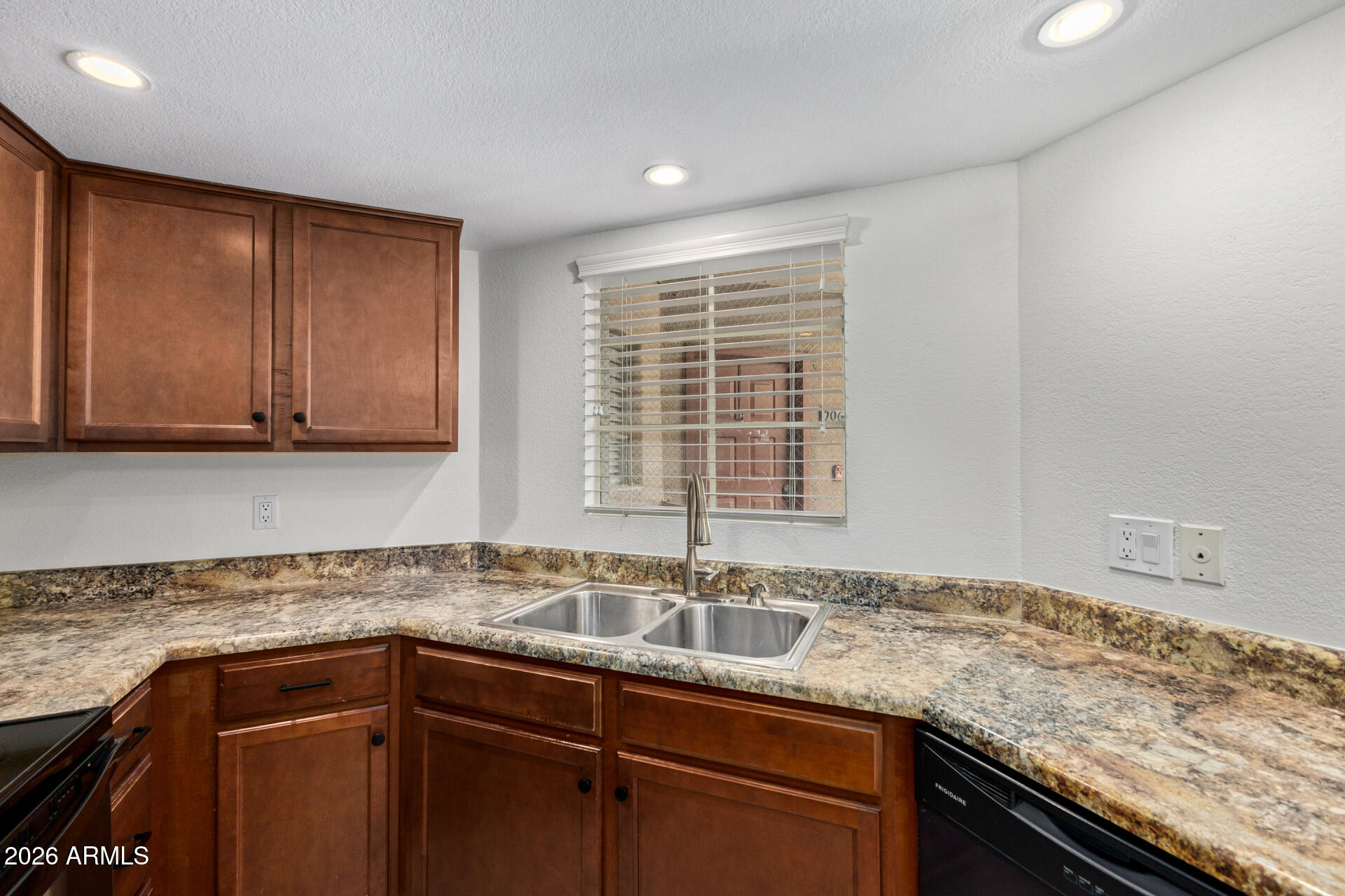 4850 E DESERT COVE Avenue 205