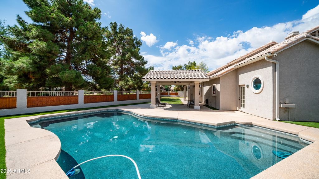 Photo of 155 W Palomino Drive, Tempe, AZ 85284 (MLS # 6927371)