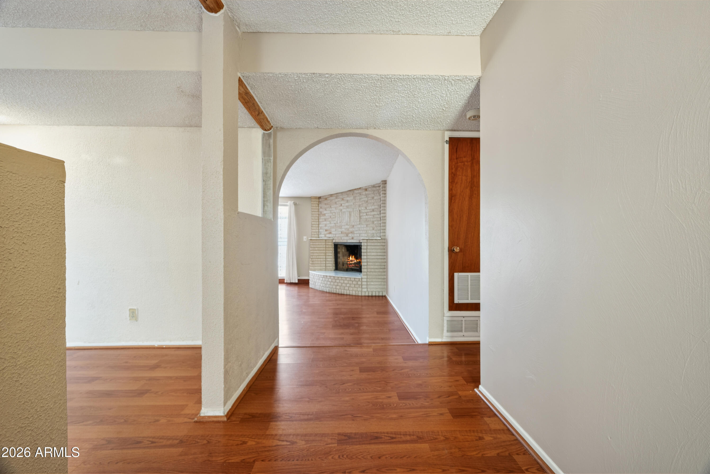 KINGS MANOR - Residential