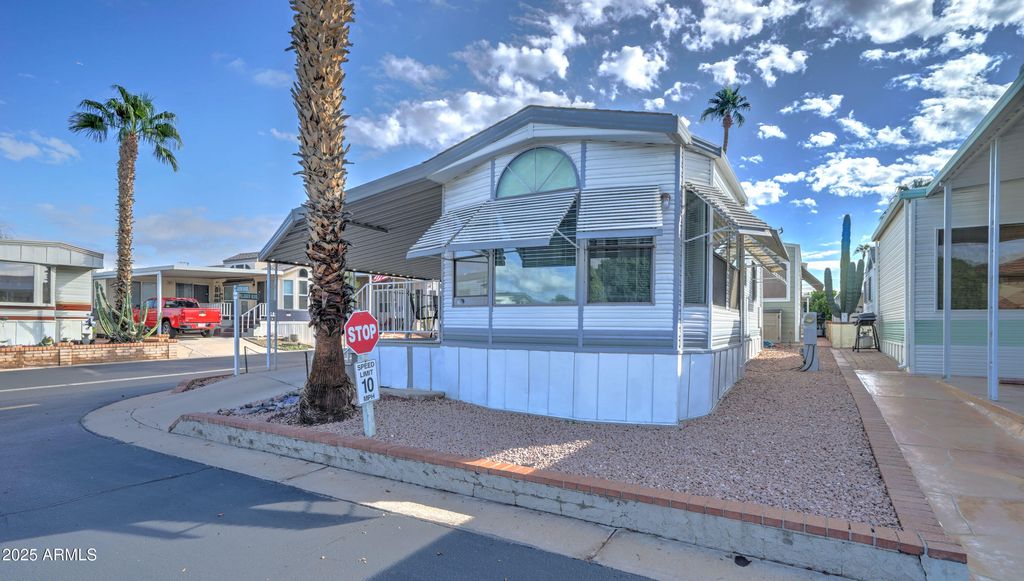 Photo of 111 S Greenfield Road #481, Mesa, AZ 85206 (MLS # 6933478)