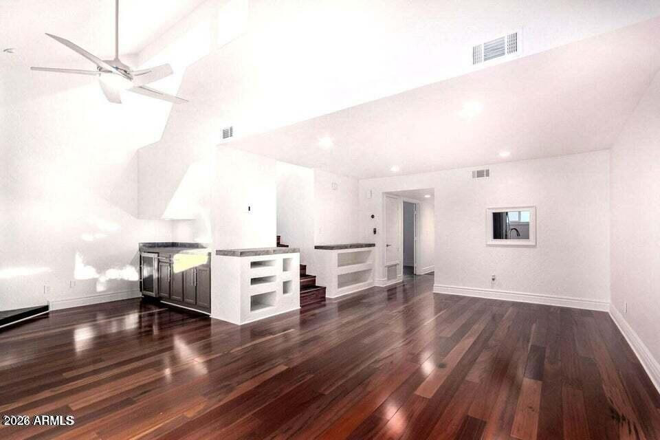 1530 S River Drive