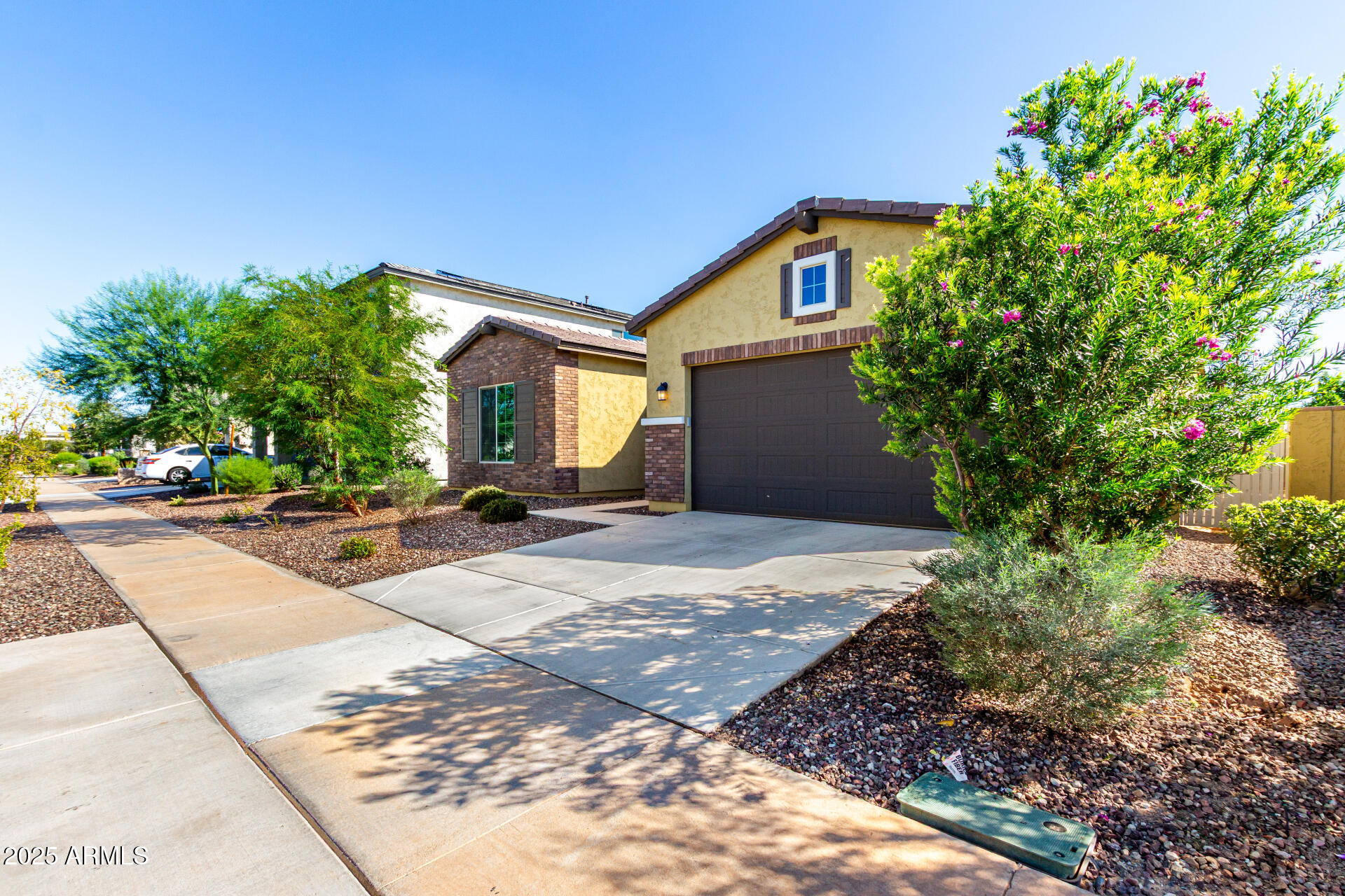 14635 W ALEXANDRIA Way