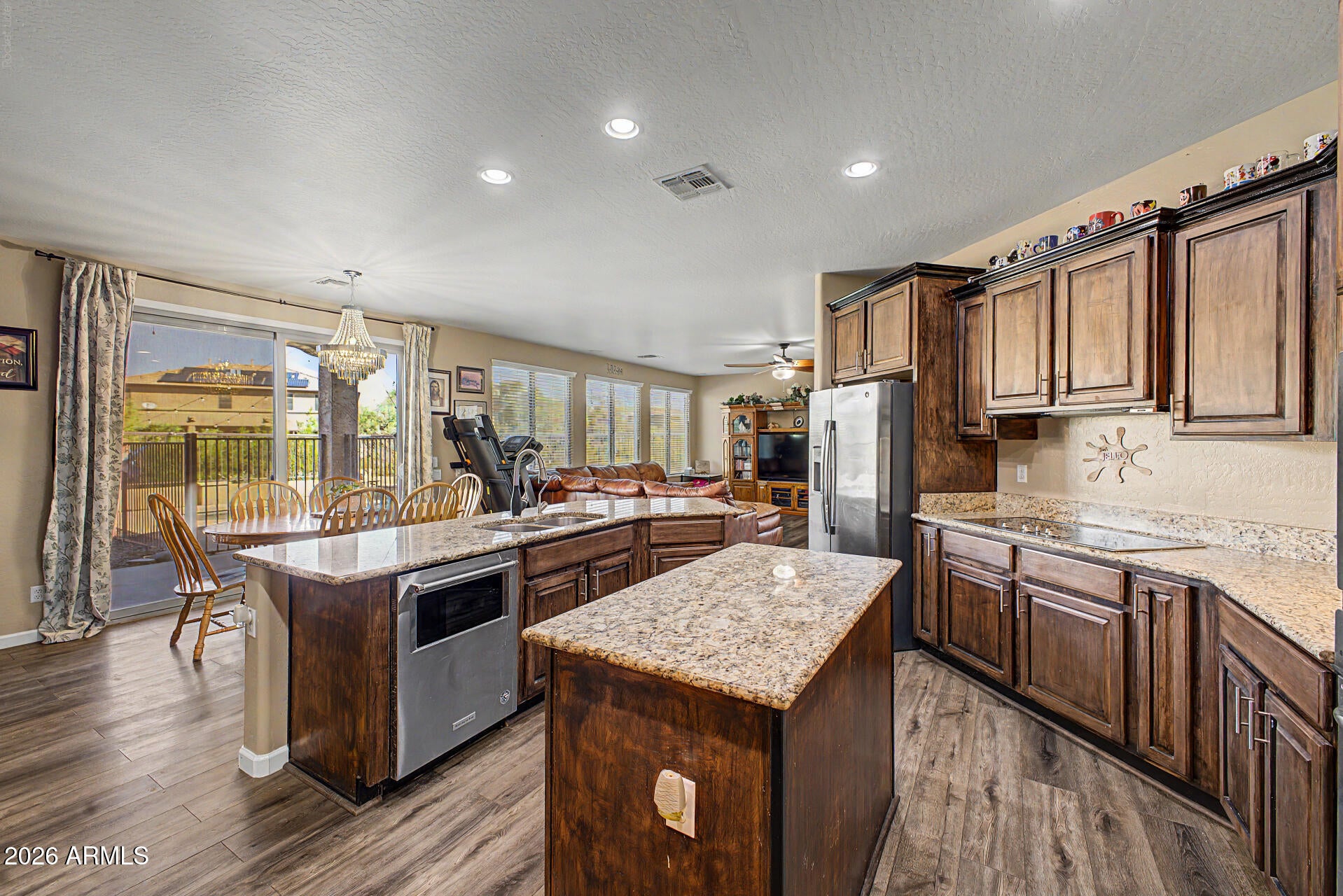 Properties 3 11120 E RAVENNA Avenue