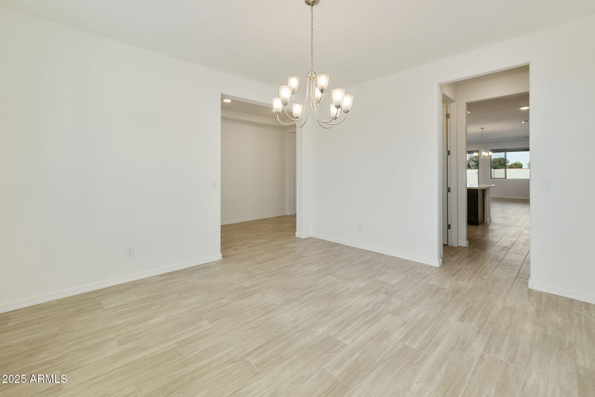 5010 W CAPISTRANO Avenue