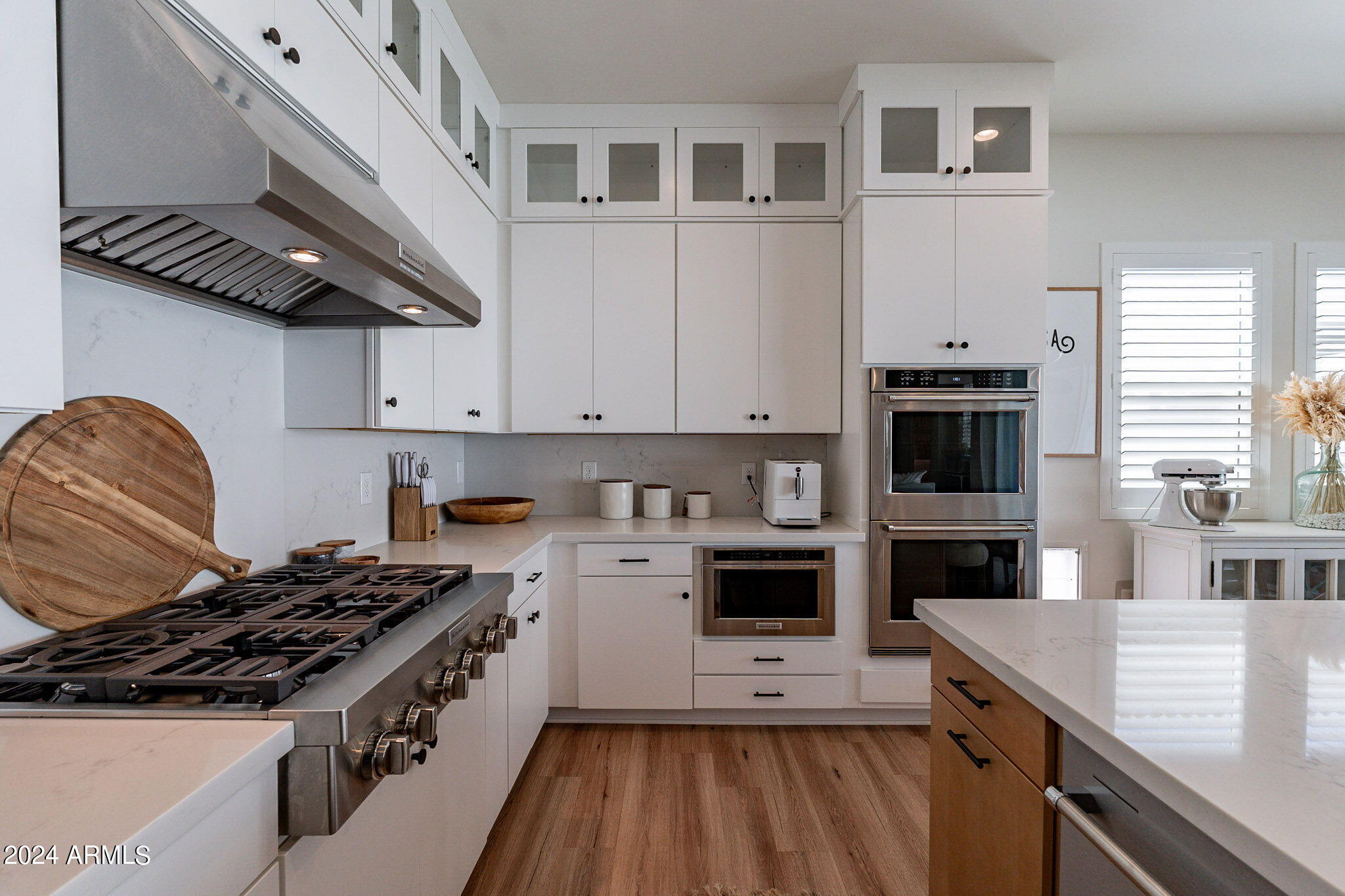 5822 S Chatsworth --